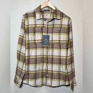BNWOT flannel shirt unisex. Alpine Design
